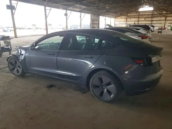 5YJ3E1EA4PF707247 2023 TESLA MODEL 3 - Image 2