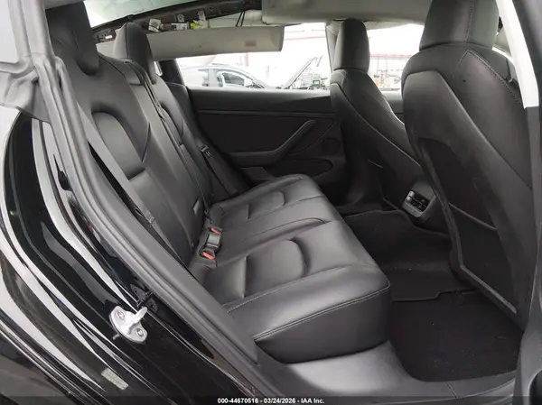 5YJ3E1EA4PF708236 2023 TESLA MODEL 3 - Image 8