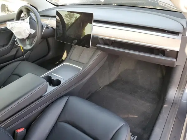 5YJ3E1EA4PF710861 2023 TESLA MODEL 3 - Image 8