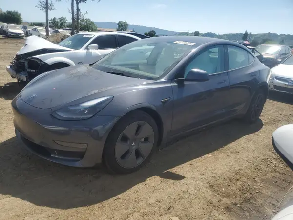 5YJ3E1EA4PF713565 2023 TESLA MODEL 3 - Image 1