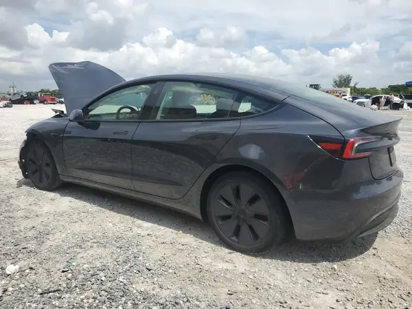 5YJ3E1EA4RF717926 2024 TESLA MODEL 3 - Image 2