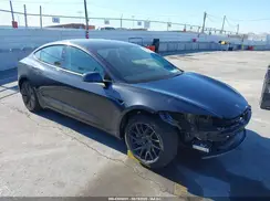 5YJ3E1EA4RF722091 2024 TESLA MODEL 3