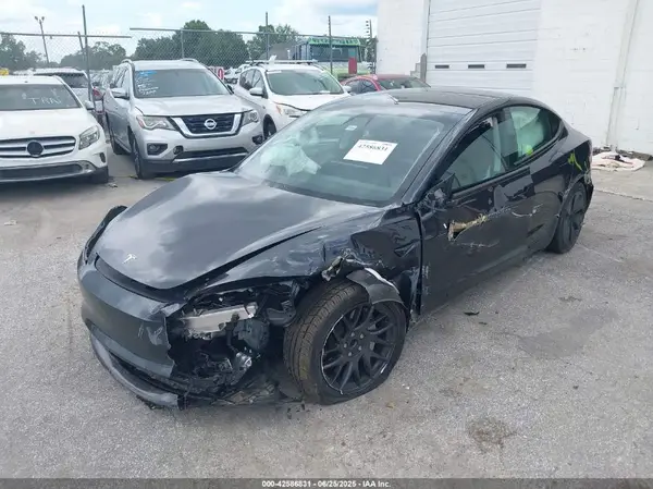 5YJ3E1EA4RF722849 2024 TESLA MODEL 3 - Image 2