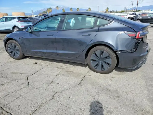 5YJ3E1EA4RF725315 2024 TESLA MODEL 3 - Image 2