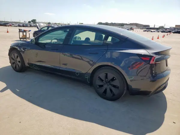 5YJ3E1EA4RF726318 2024 TESLA MODEL 3 - Image 2