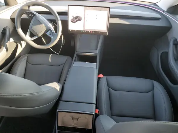 5YJ3E1EA4RF729381 2024 TESLA MODEL 3 - Image 8