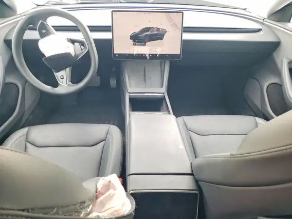 5YJ3E1EA4RF731213 2024 TESLA MODEL 3 - Image 8