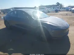 5YJ3E1EA4RF735911 2024 TESLA MODEL 3