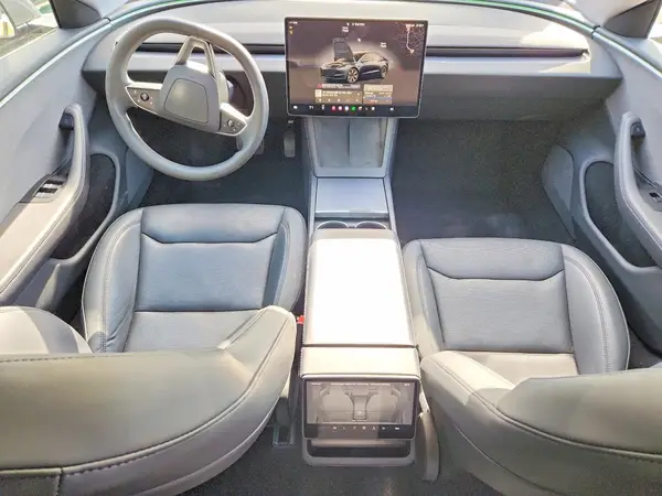 5YJ3E1EA4RF736170 2024 TESLA MODEL 3 - Image 8