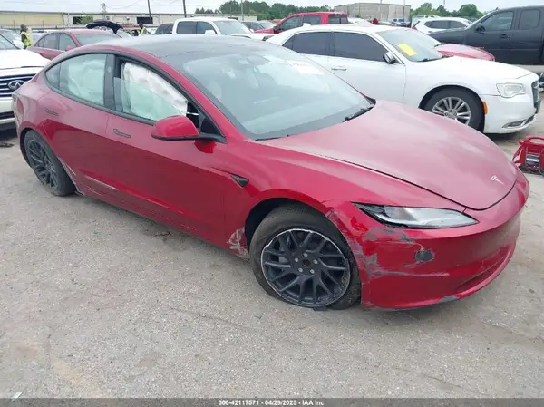 5YJ3E1EA4RF738212 2024 TESLA MODEL 3 - Image 1
