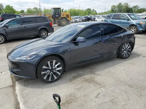 5YJ3E1EA4RF740512 2024 TESLA MODEL 3 - Image 1