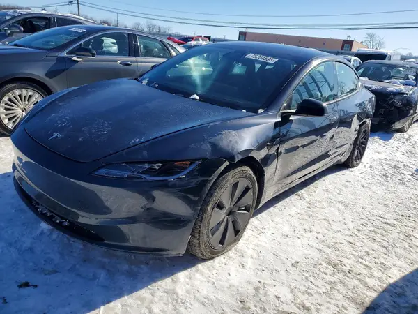 5YJ3E1EA4RF740932 2024 TESLA MODEL 3 - Image 1