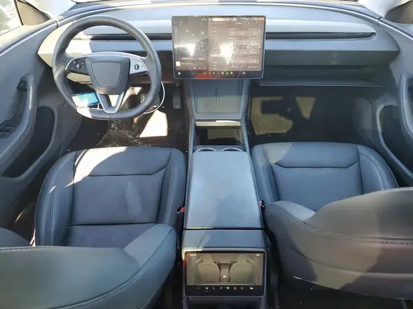 5YJ3E1EA4RF740932 2024 TESLA MODEL 3 - Image 8
