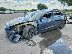 5YJ3E1EA4RF740963 2024 TESLA MODEL 3