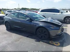 5YJ3E1EA4RF742714 2024 TESLA MODEL 3
