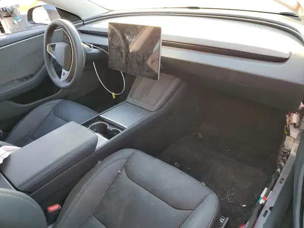 5YJ3E1EA4RF742874 2024 TESLA MODEL 3 - Image 8