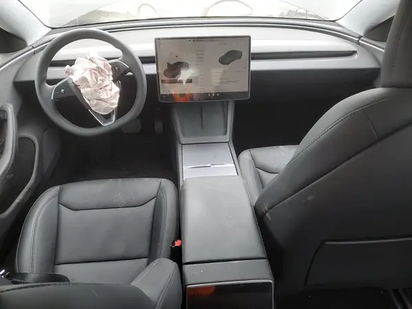 5YJ3E1EA4RF743345 2024 TESLA MODEL 3 - Image 8