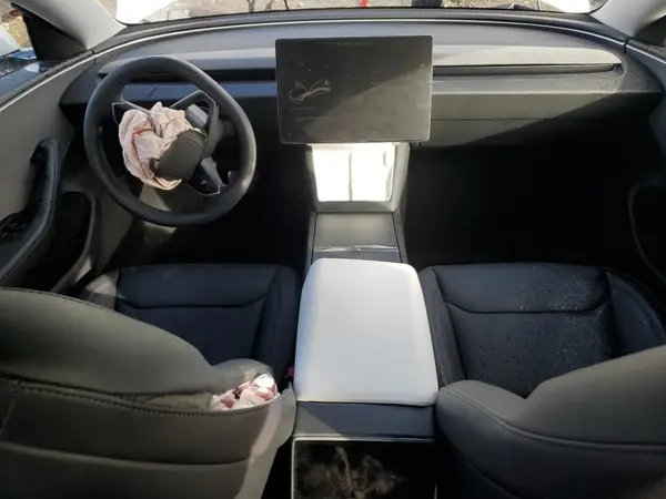5YJ3E1EA4RF745841 2024 TESLA MODEL 3 - Image 8