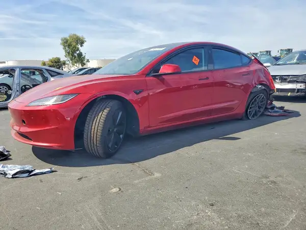 5YJ3E1EA4RF747525 2024 TESLA MODEL 3 - Image 1