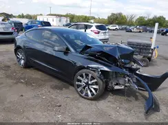 5YJ3E1EA4RF748464 2024 TESLA MODEL 3