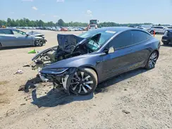 5YJ3E1EA4RF749422 2024 TESLA MODEL 3