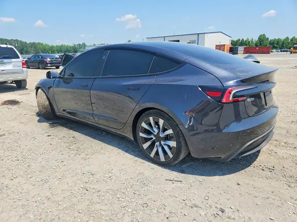 5YJ3E1EA4RF749422 2024 TESLA MODEL 3 - Image 2