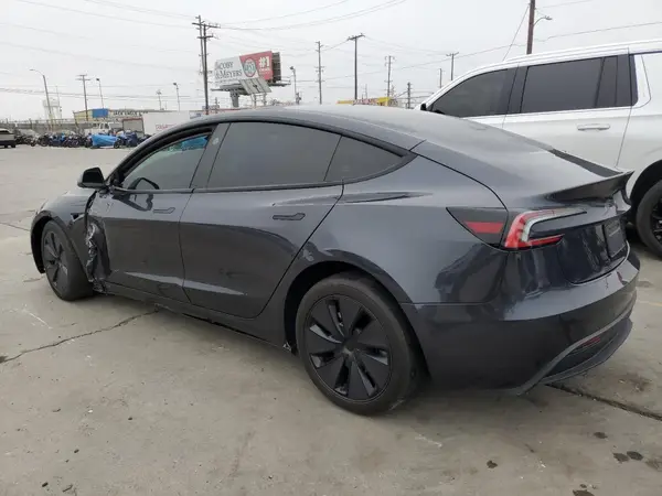 5YJ3E1EA4RF750733 2024 TESLA MODEL 3 - Image 2