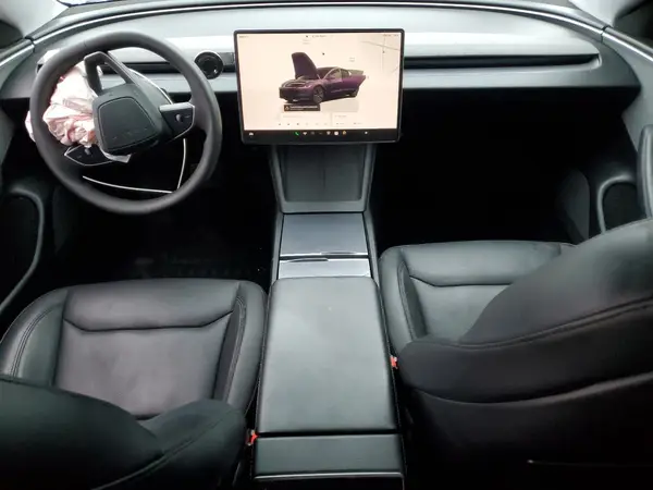 5YJ3E1EA4RF750733 2024 TESLA MODEL 3 - Image 8