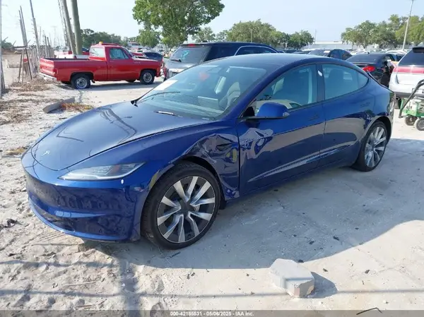 5YJ3E1EA4RF751347 2024 TESLA MODEL 3 - Image 2