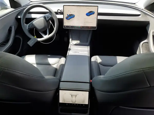 5YJ3E1EA4RF757813 2024 TESLA MODEL 3 - Image 8