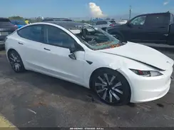 5YJ3E1EA4RF762431 2024 TESLA MODEL 3