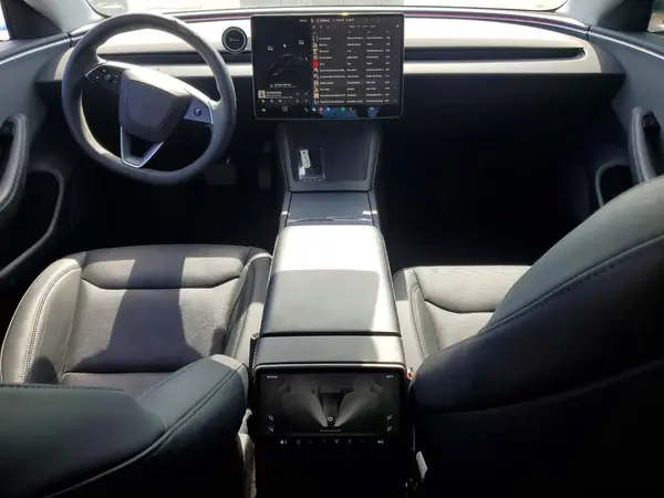 5YJ3E1EA4RF762722 2024 TESLA MODEL 3 - Image 8