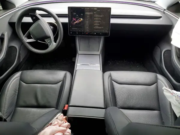 5YJ3E1EA4RF765779 2024 TESLA MODEL 3 - Image 8