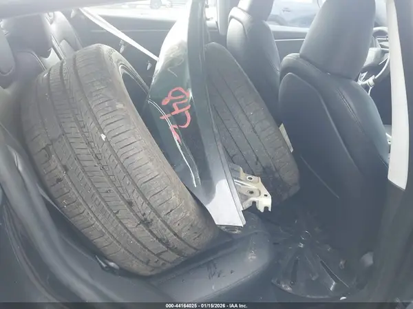 5YJ3E1EA4RF768116 2024 TESLA MODEL 3 - Image 8
