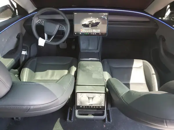 5YJ3E1EA4RF782713 2024 TESLA MODEL 3 - Image 8