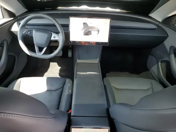 5YJ3E1EA4RF784672 2024 TESLA MODEL 3 - Image 8