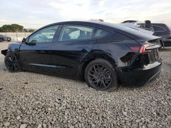 5YJ3E1EA4RF785028 2024 TESLA MODEL 3 - Image 2