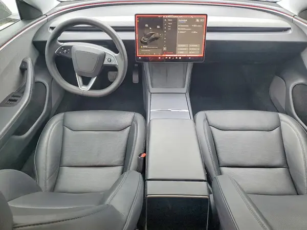 5YJ3E1EA4RF785224 2024 TESLA MODEL 3 - Image 8