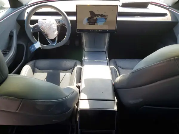 5YJ3E1EA4RF786633 2024 TESLA MODEL 3 - Image 8