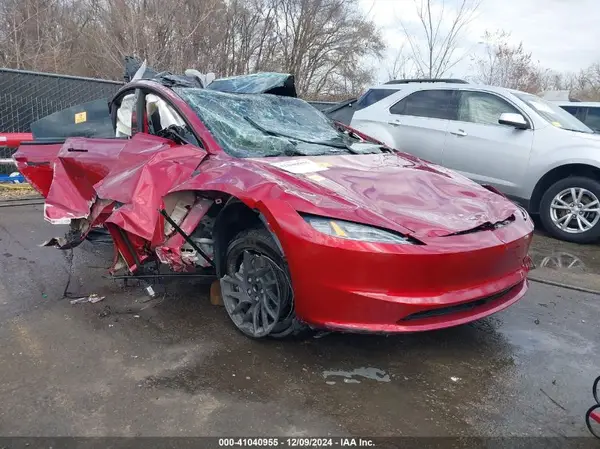 5YJ3E1EA4RF801552 2024 TESLA MODEL 3 - Image 1