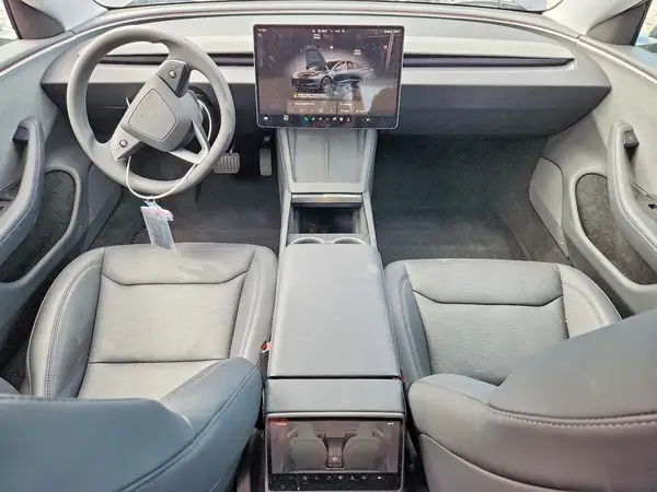 5YJ3E1EA4RF824460 2024 TESLA MODEL 3 - Image 8