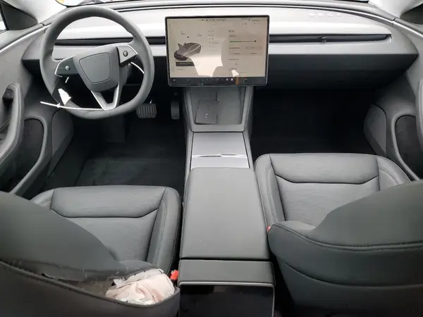 5YJ3E1EA4RF825463 2024 TESLA MODEL 3 - Image 8