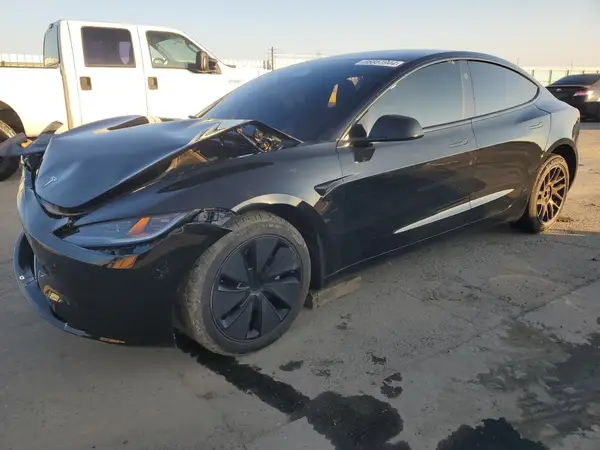 5YJ3E1EA4RF830565 2024 TESLA MODEL 3 - Image 1
