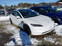 5YJ3E1EA4RF844904 2024 TESLA MODEL 3