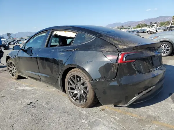 5YJ3E1EA4RF846930 2024 TESLA MODEL 3 - Image 2
