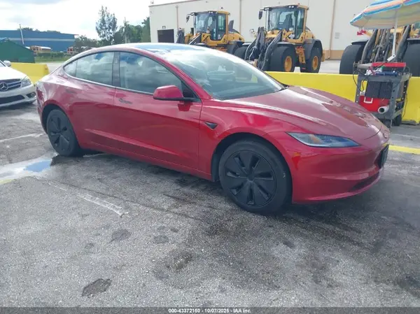 5YJ3E1EA4RF848158 2024 TESLA MODEL 3 - Image 1