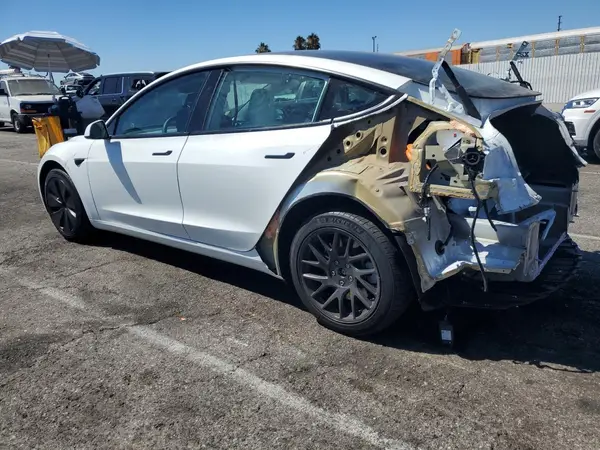 5YJ3E1EA4RF849701 2024 TESLA MODEL 3 - Image 2