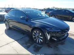 5YJ3E1EA4RF855644 2024 TESLA MODEL 3