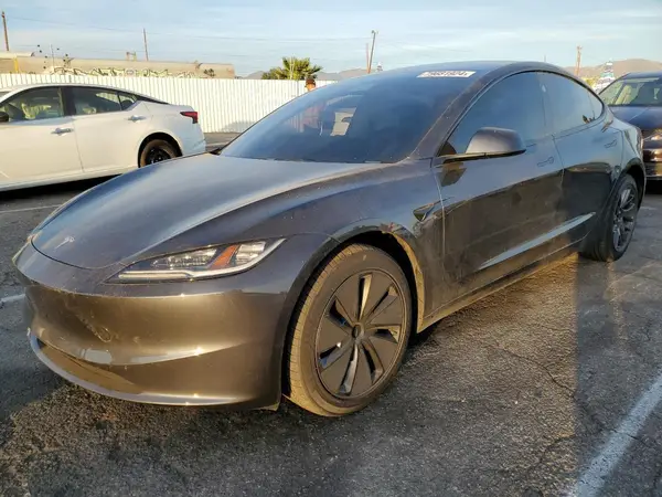 5YJ3E1EA4RF855661 2024 TESLA MODEL 3 - Image 1