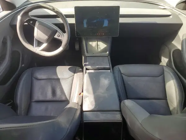 5YJ3E1EA4RF855773 2024 TESLA MODEL 3 - Image 8